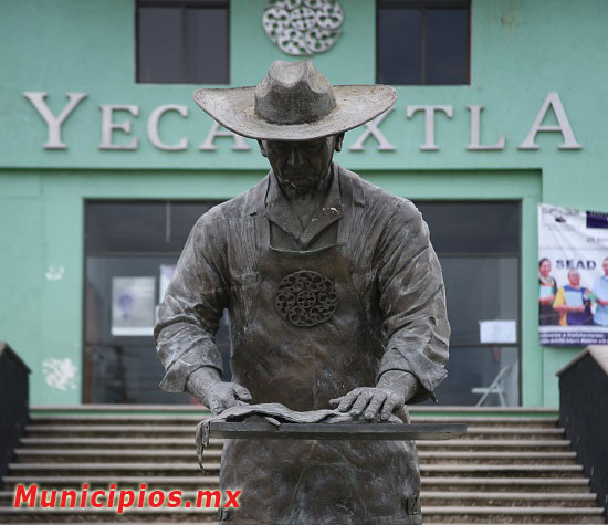 Monumento al Cenicero en Yecapixtla en el estado de Morelos