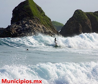 Foto de la playa de San Agustinillo en San Pedro Pochutla
