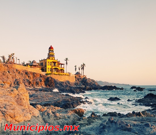 Cerritos Beach in Todos Santos, Mexico