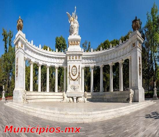 Monumento a Hemiciclo a Juárez